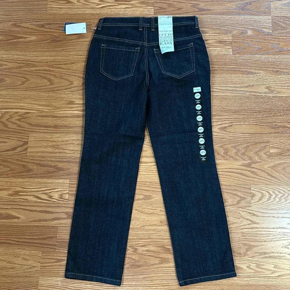 NWT Style & Co. Dark Wash Natural Fit Jeans (Sits at Natural Waist) Size 6 Short
